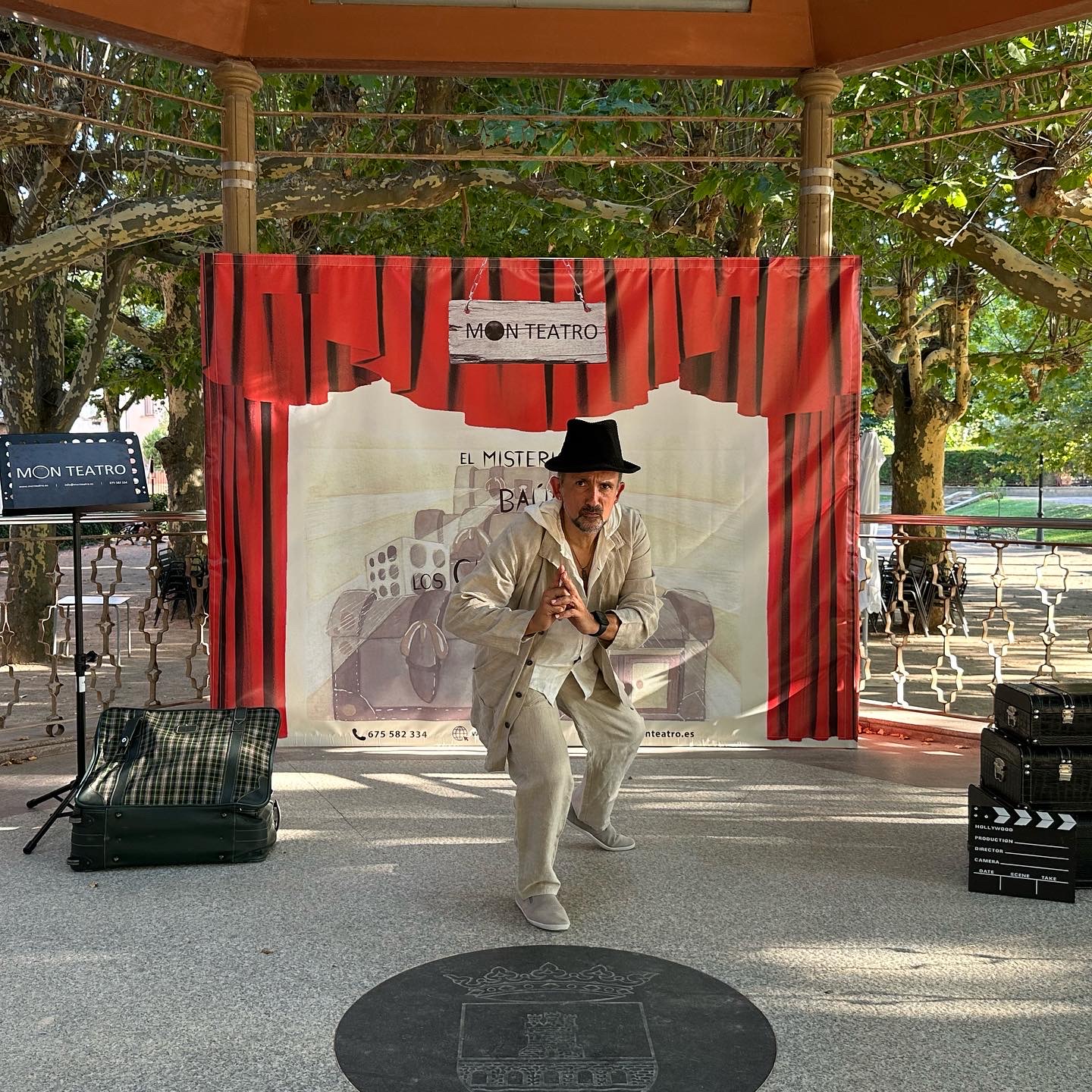 EL MISTERIOSO BAÚL DE LOS CUENTOS