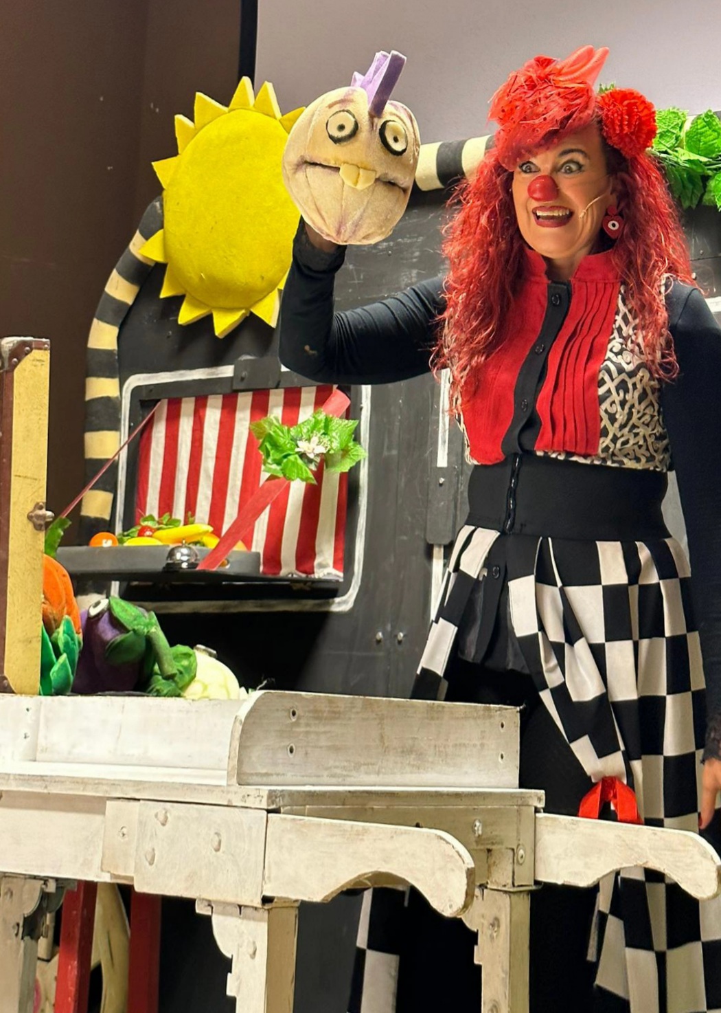 EL FESTIVAL DE LAS VERDURAS PARLANTES